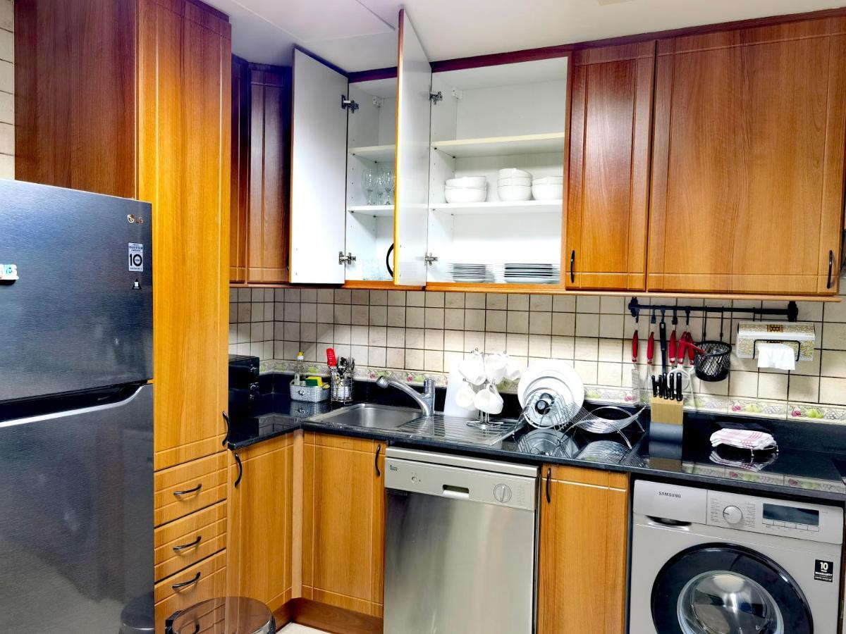 Serenity 3Br Palm View In Marina Apartment Dubai Exterior photo